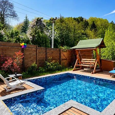 With Nature And Views With Private Pool *